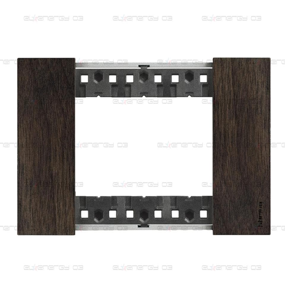 Рамка 3 мод. дървена цвят Орех (Walnut) Living Now Bticino