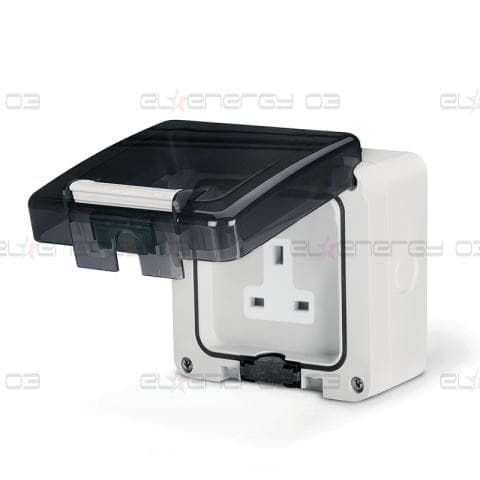 Контакт BRITISH Standart 16A за открит монтаж IP66 при включен консуматор серия Protecta 95х95мм, Scame
