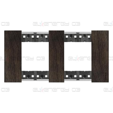 Рамка 2×2 мод. дървена цвят Орех (Walnut) Living Now Bticino