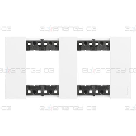 Рамка 2×2 мод. цвят Бял (White) Living Now Bticino